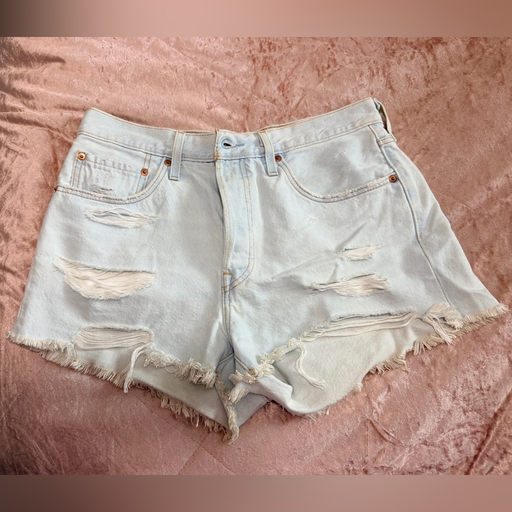 Levi’s 501 hi rise shorts size 30